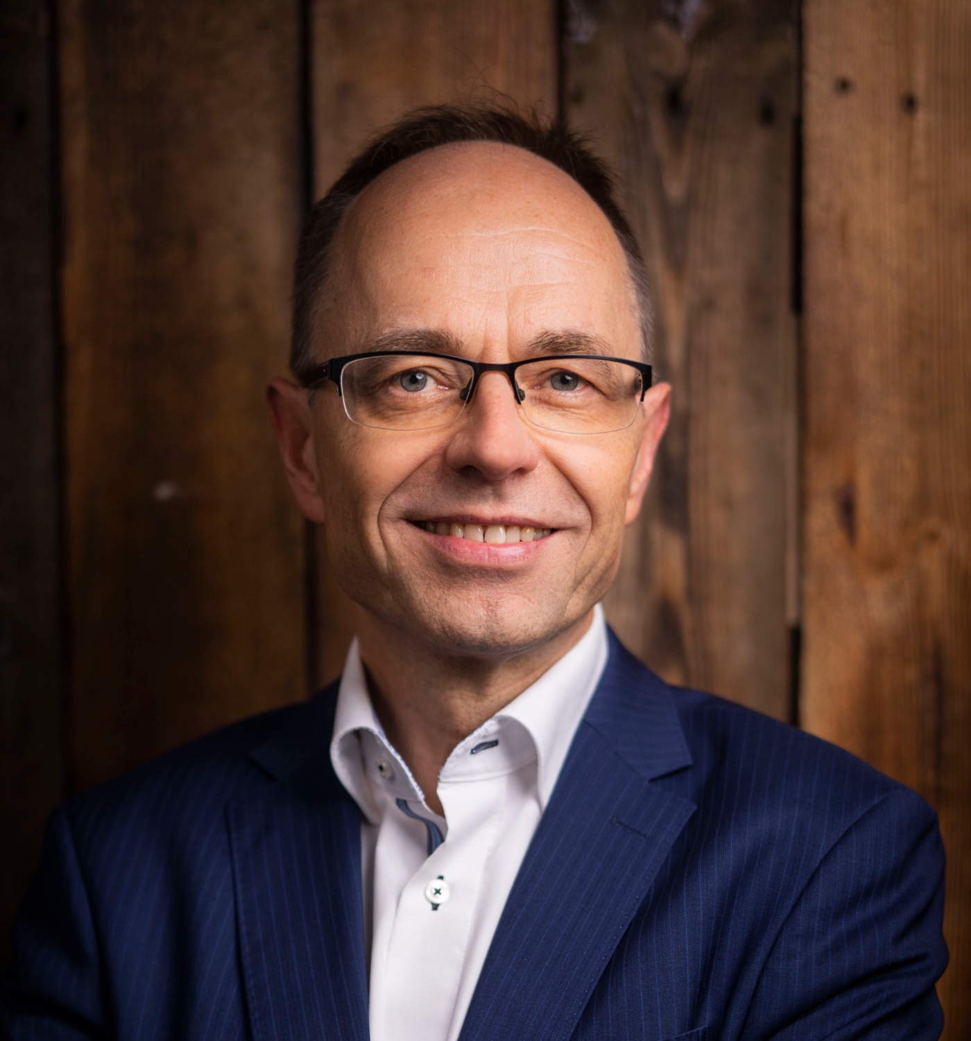 Dr. Joachim Göthel